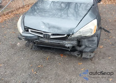 2003 Honda Accord 2.4 Lx из США, поврежденный, VIN 1HGCM56393A138264